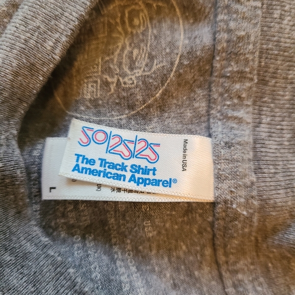 (1139) Gnome Enterprises Woman's Graphic T-Shirt, Brooklyn, NY, Large, Grey - Picture 6 of 12